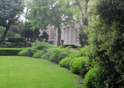 Entretien du jardin d’un hôtel particulier pour une banque